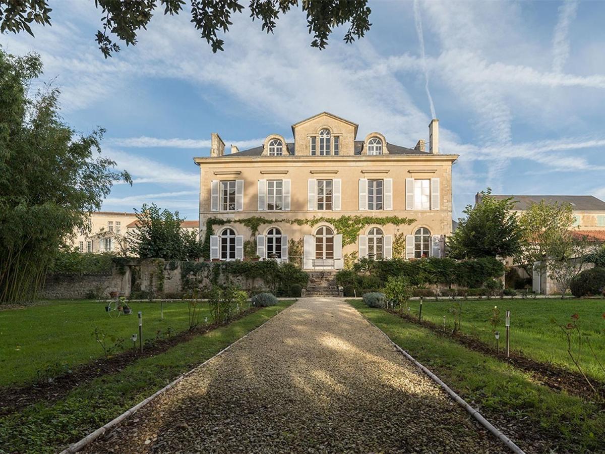 Chambre D'Hotes La Maison De Maitre Hotel Fontenay-le-Comte Exterior photo